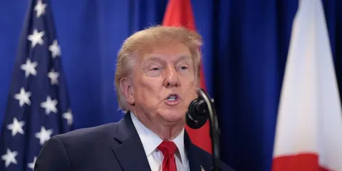 Трамп назвав побоювання щодо ШІ «містифікацією» і хоче перейменувати технологію