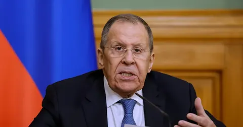 Лавров заперечив мирні переговори: що це означає для України