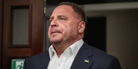 ВАКС зняв електронний браслет із Єрмака: що змінює це рішення