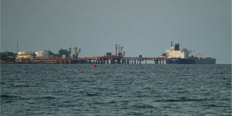 Албанія відмовила танкеру тіньового флоту РФ: що це означає