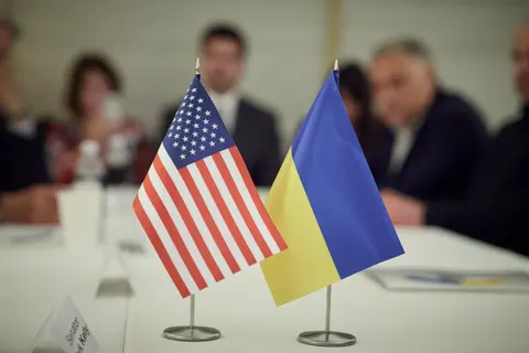 Зеленський у Нью-Йорку: сенатори США, Макрон і підготовка до розмови з Трампом