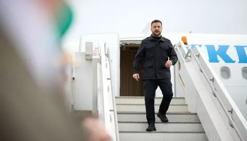 Зеленський і директор ЦРУ зустрілися в Ірландії: що стоїть за неформальною розмо