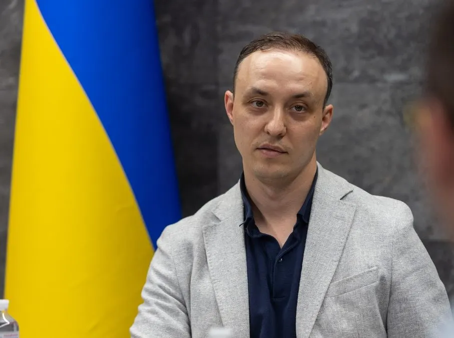 Від «РУСАЛу» до «Маші та Ведмедя»: що означають нові санкції України