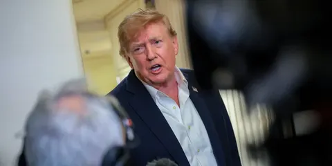 Рейтинг Трампа трохи зріс, але демократи посилюють позиції перед виборами до Конгресу