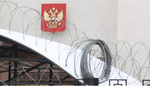 Трамп підписав закон про санкції проти РФ та Ірану: що це змінює