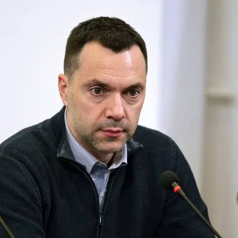 Арестович прогнозує "бійню" та вибори у 2027 році: що це означає для України